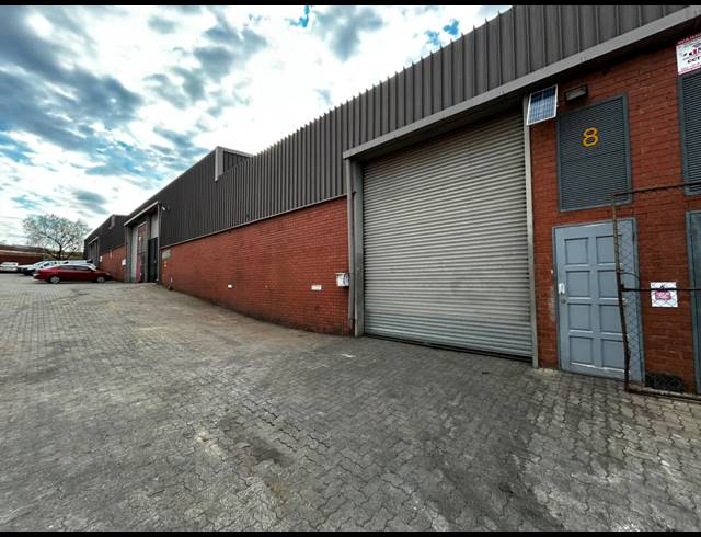 470M² WAREHOUSE TO LET IN EASTGATE